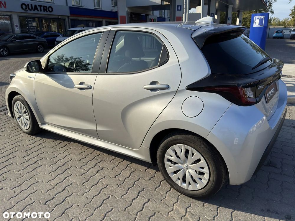 Toyota Yaris Hybrid 1.5 Premiere Edition - 4