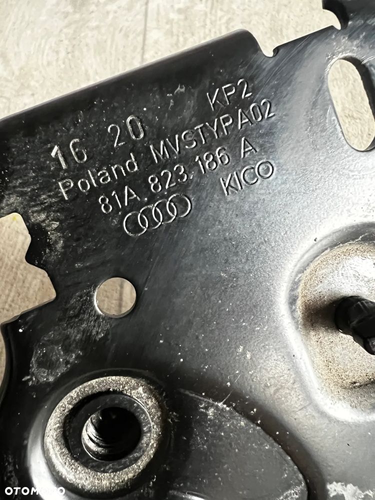 ZAMEK RYGIEL MASKI AUDI Q3 83A 81A823186A 81A823185A - 5