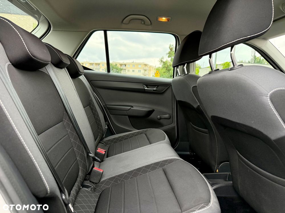 Skoda Fabia 1.0 TSI Ambition - 19