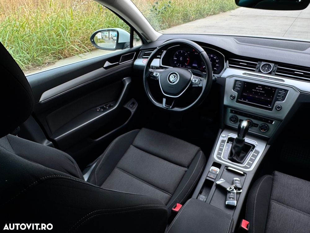 Volkswagen Passat Variant 2.0 TDI DSG (BlueMotion Technology) Comfortline - 13