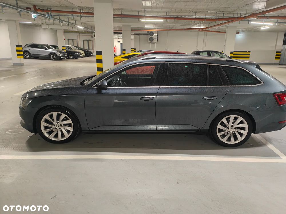 Skoda Superb 2.0 TDI 4x4 Ambition DSG - 6
