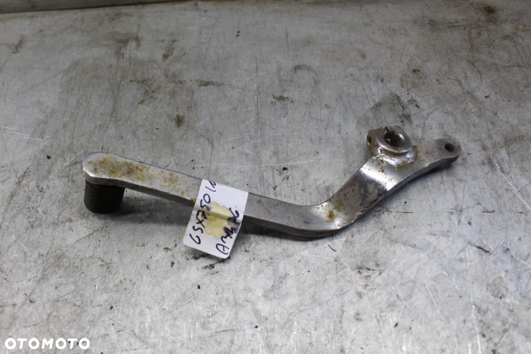 Suzuki GSX 750 Inazuma Dźwignia hamulca tylnego tył - 2