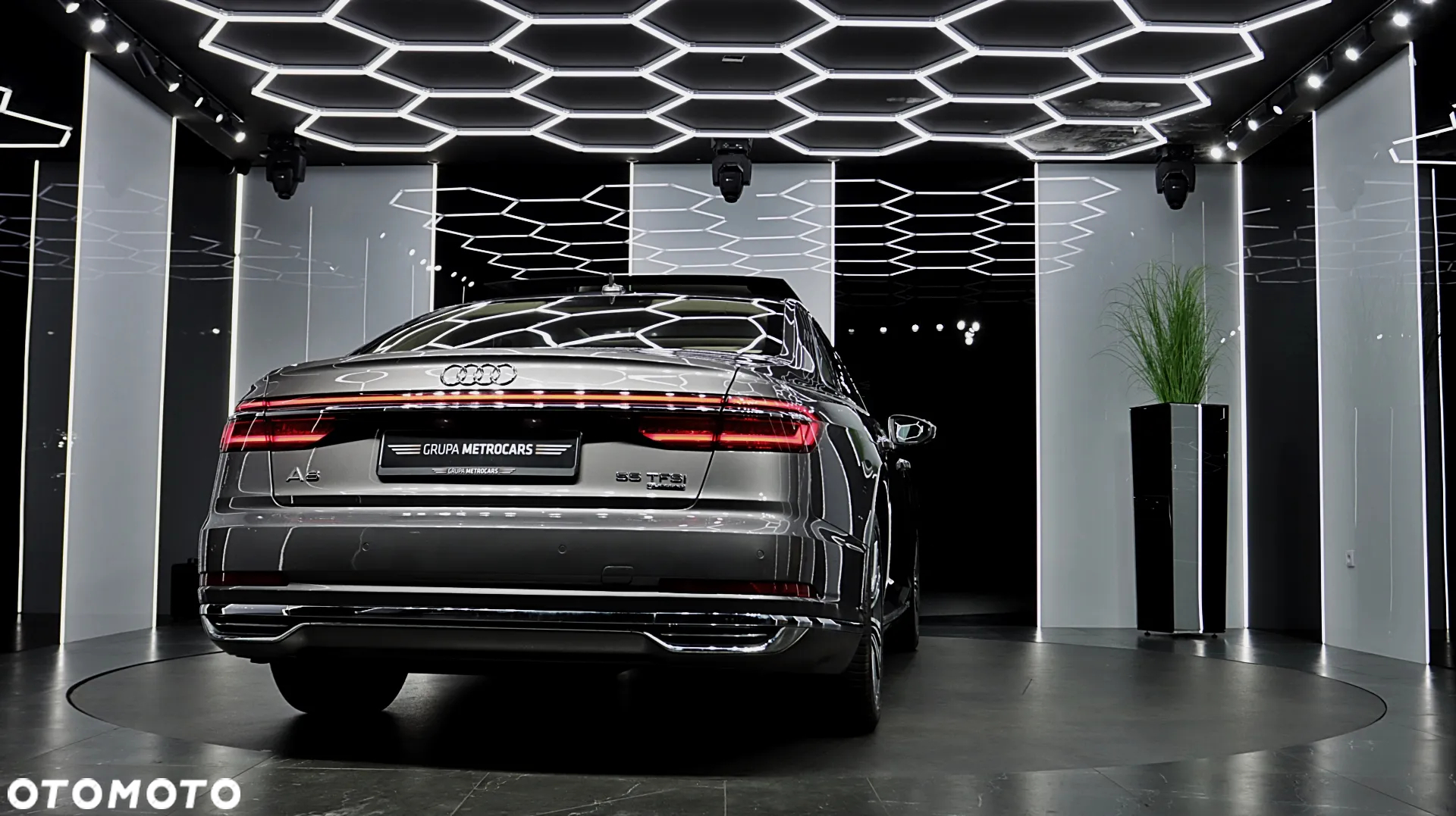 Audi A8 55 TFSI quattro tiptronic - 9
