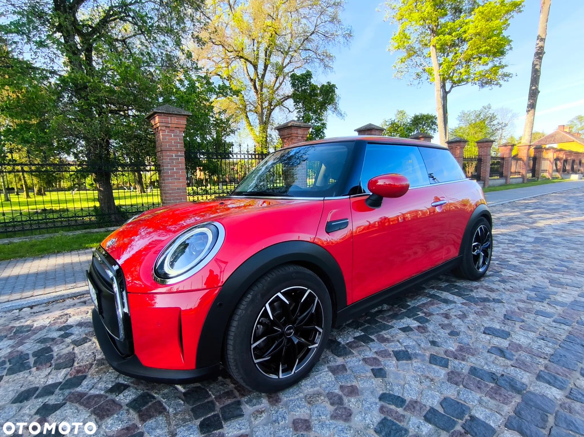 MINI ONE - 1