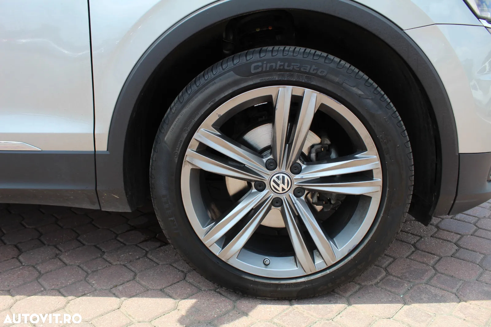 Volkswagen Tiguan 2.0 TDI DPF DSG 4Mot Comfortline - 28