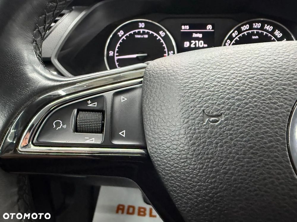 Skoda Superb 2.0 TDI Ambition - 15