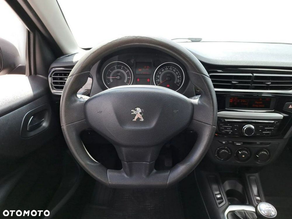Peugeot 301 1.6 BlueHDi Active - 20