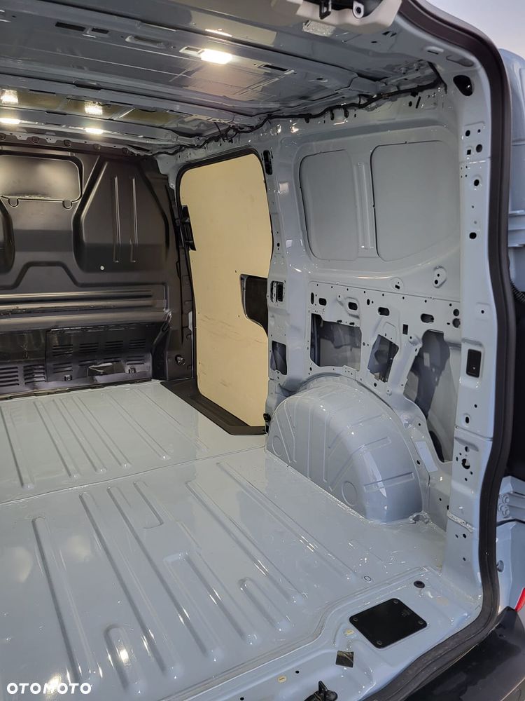 Ford TRANSIT CUSTOM II - 16
