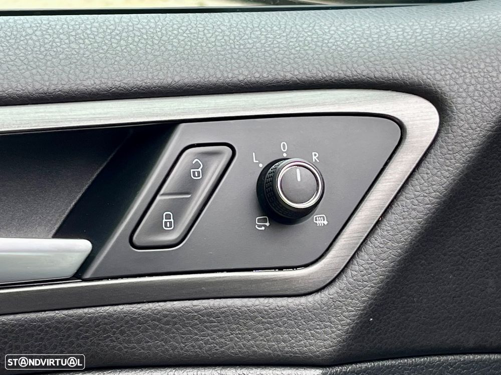 Usado VW Golf Variant 2013 12 900 EUR, 164 000 km