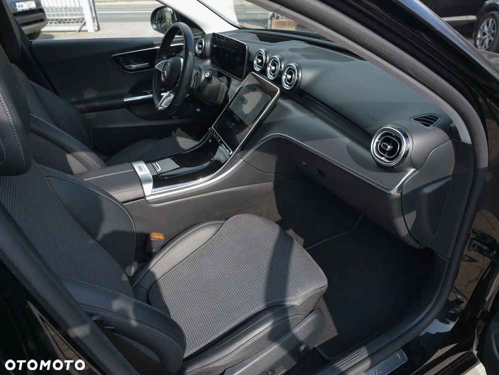Mercedes-Benz Klasa C 220 d 9G-TRONIC - 23