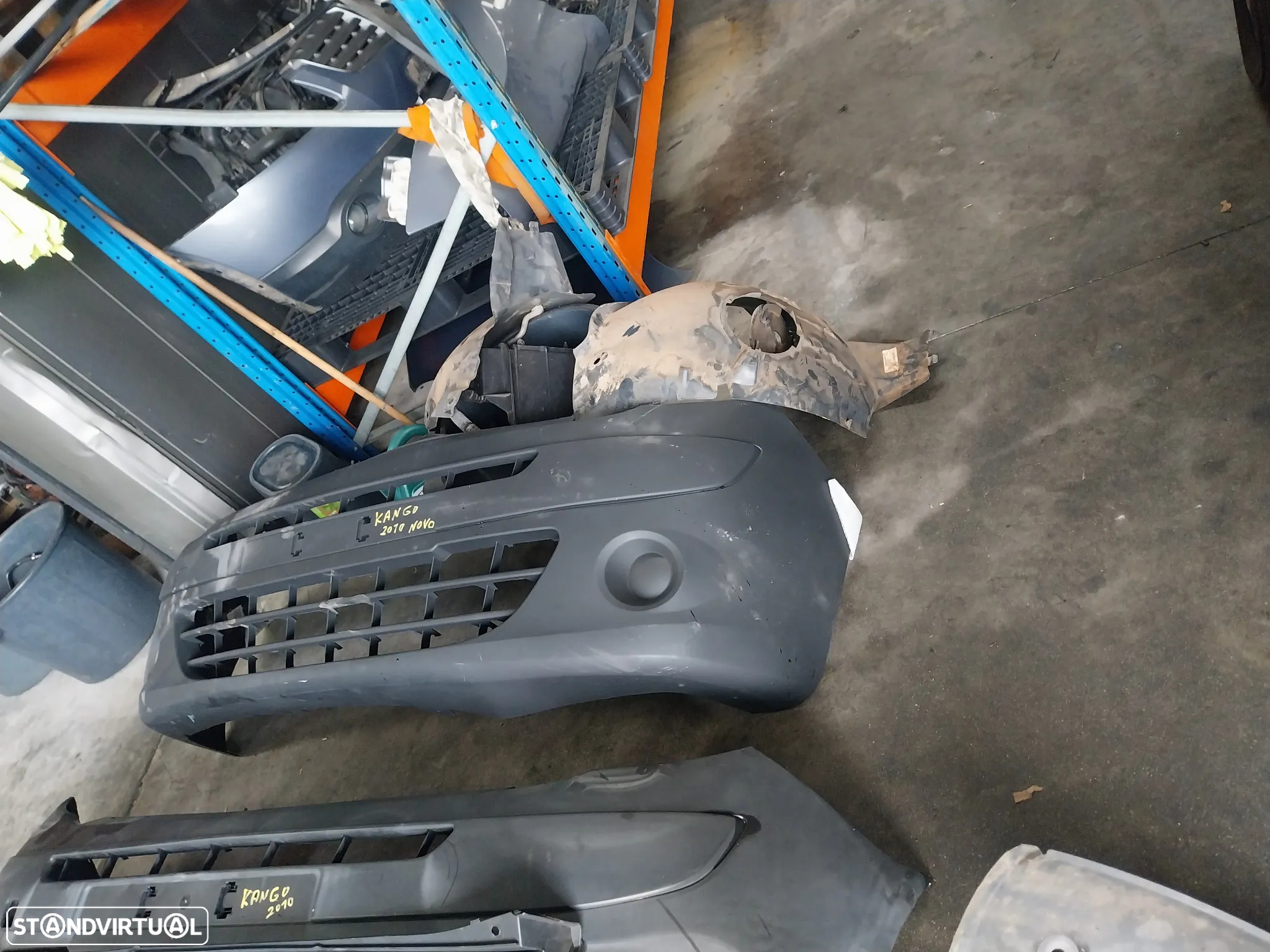 Frente completa Renault kangoo ano 2010 - 13