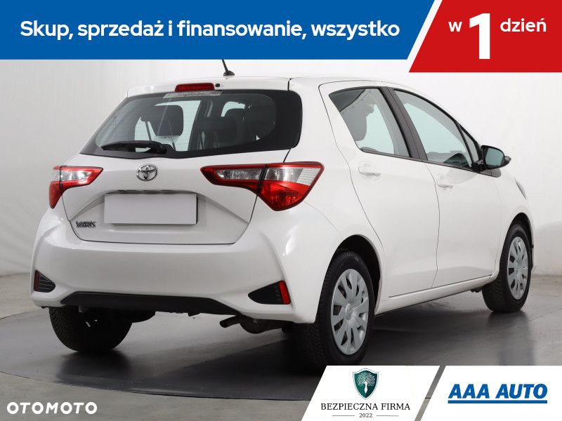 Toyota Yaris - 6