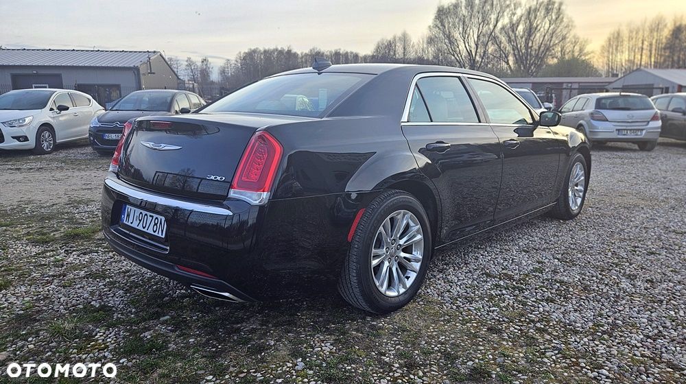 Chrysler 300 - 12