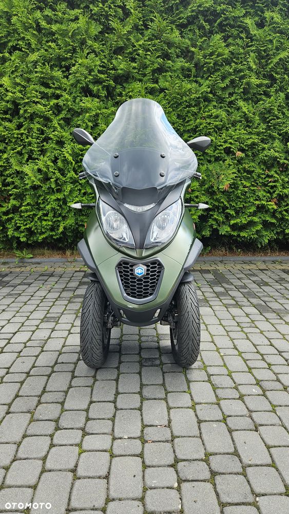 Piaggio MP-3 - 17