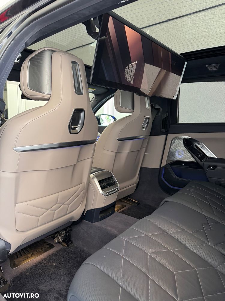 BMW 7 Series 2024 — imagine 11