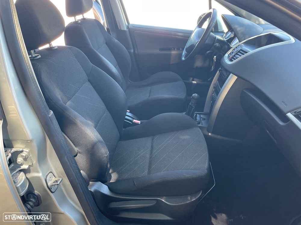 Peugeot 207 1.4 16V Sport - 25