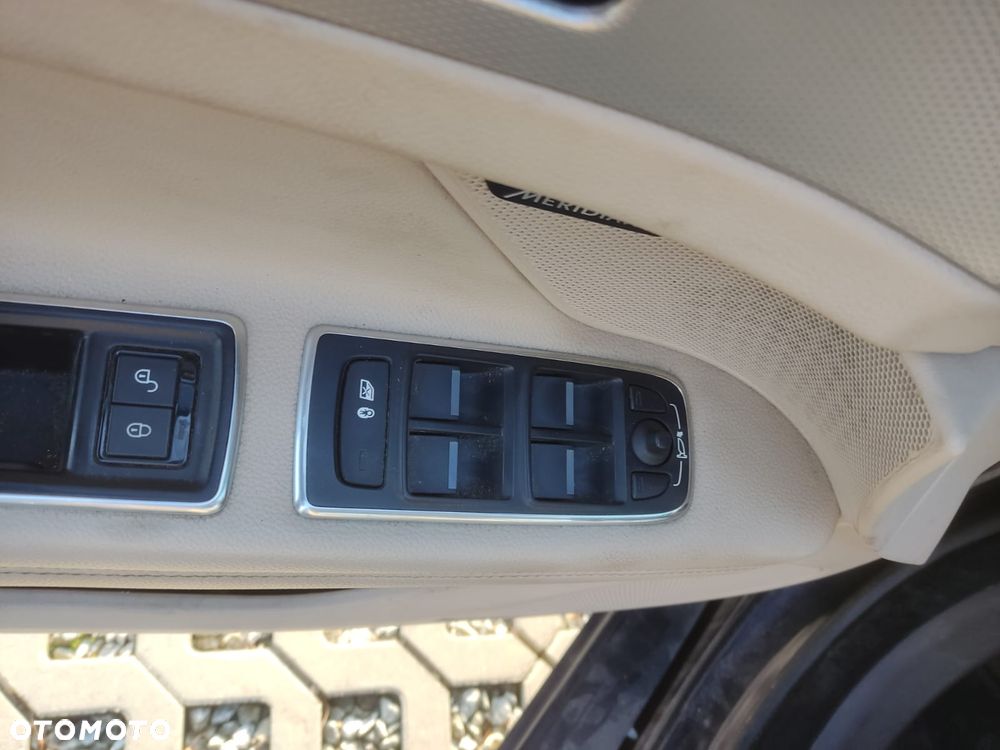 Jaguar XF E-Performance Prestige - 26