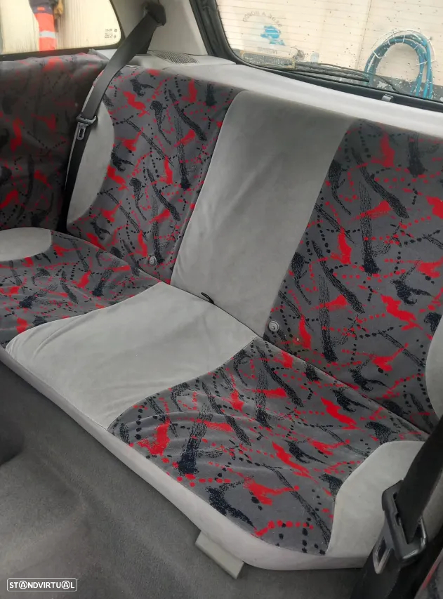 Opel Corsa B JOY 1.2i 1993 Para Peças - 10