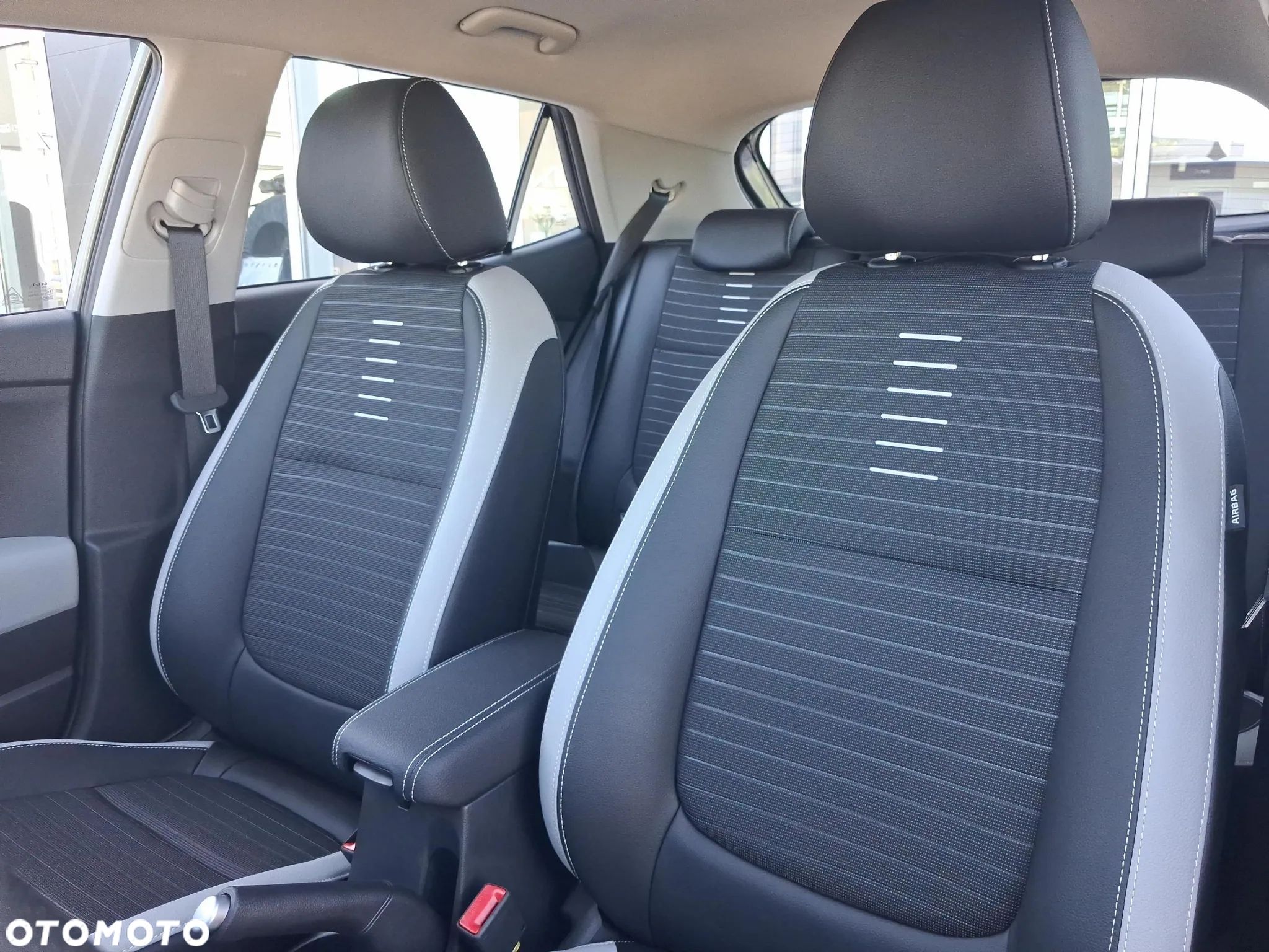 Kia Stonic 1.0 T-GDI L DCT - 12
