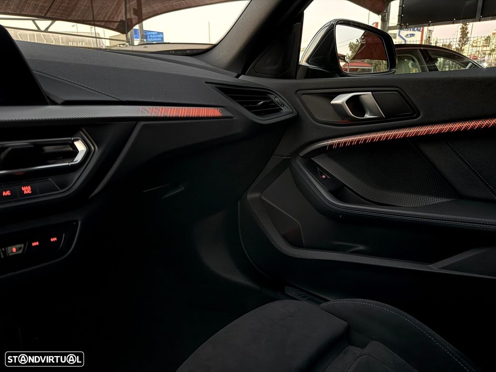 BMW 218 Gran Coupé i Pack Desportivo M - 28