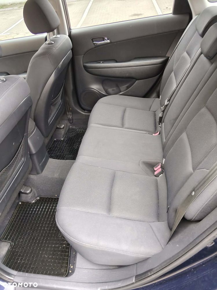 Hyundai i30 1.6 Classic - 10