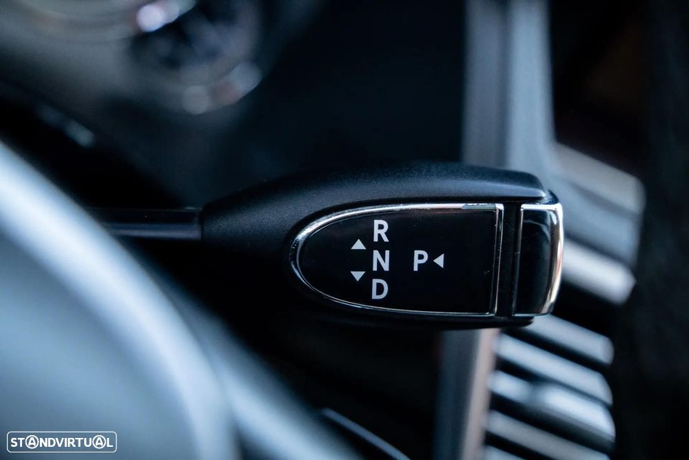 Mercedes-Benz E 220 BlueTEC 9G-TRONIC Avantgarde - 17