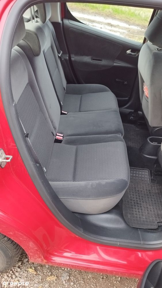 Peugeot 207 - 5