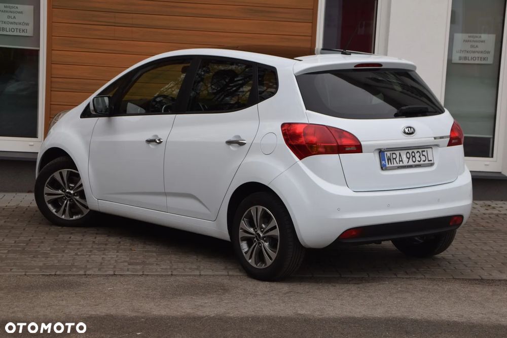 Kia Venga 1.6 CRDi 128 Black Collection - 11