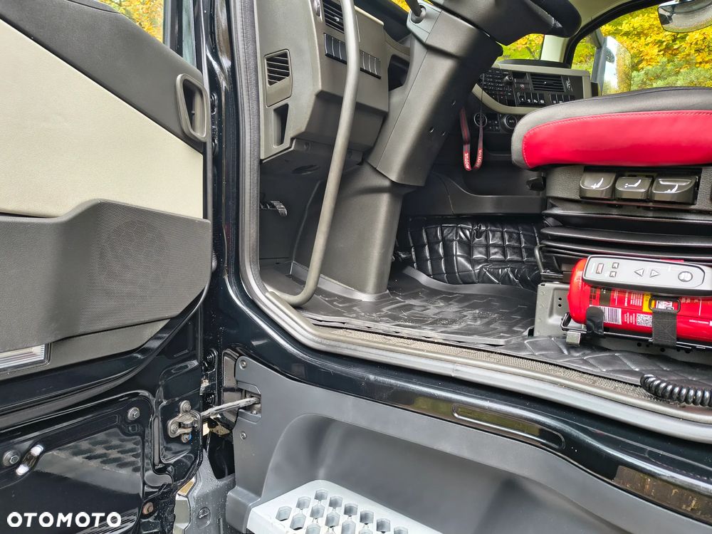 Volvo FH 500 GLOBETROTTER XL - 13