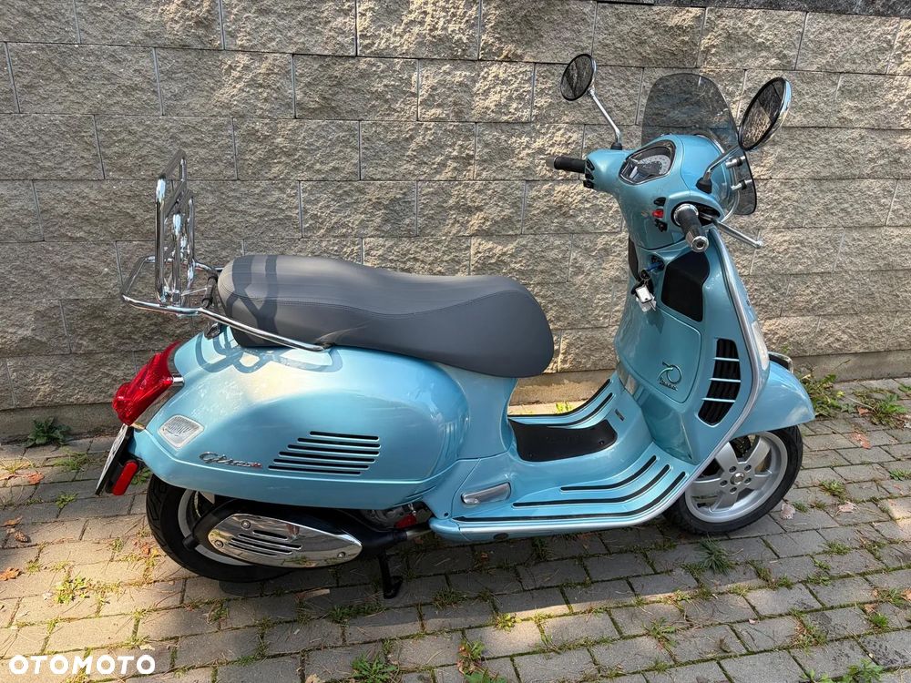 Vespa GTS - 23