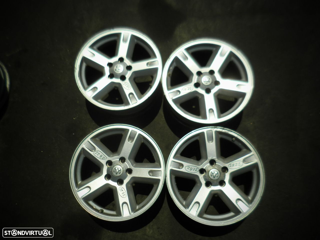 Jogo De Jantes Jgjant1282 DODGE NITRO 2007 2.7 177CV 5P PRETO ET80 7X17 5X114.5 71.7MM - 1