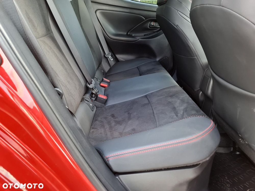 Toyota Yaris - 11