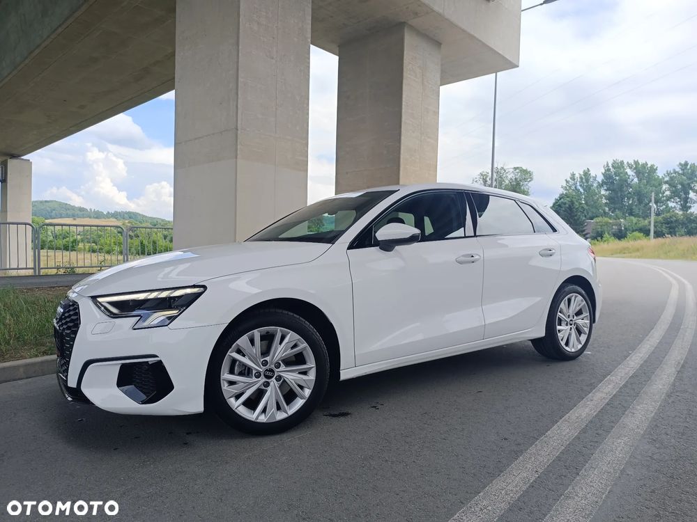 Audi A3 Sportback 35 TFSI S tronic - 13