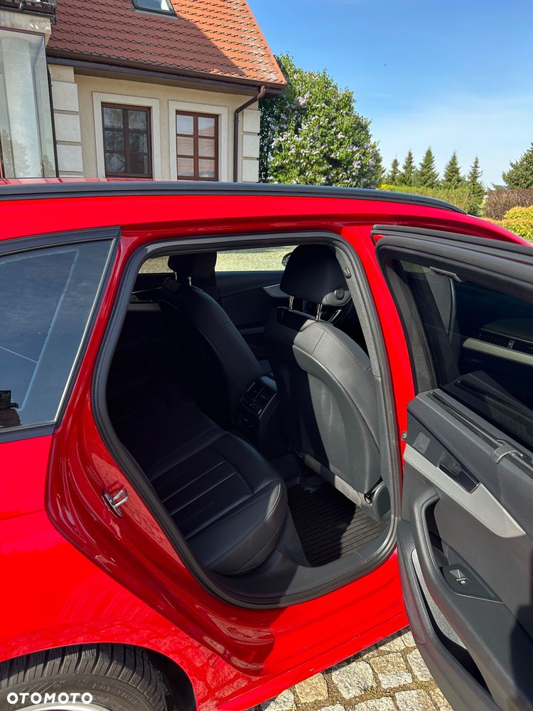 Audi A4 Avant 40 TDI S tronic S line - 6