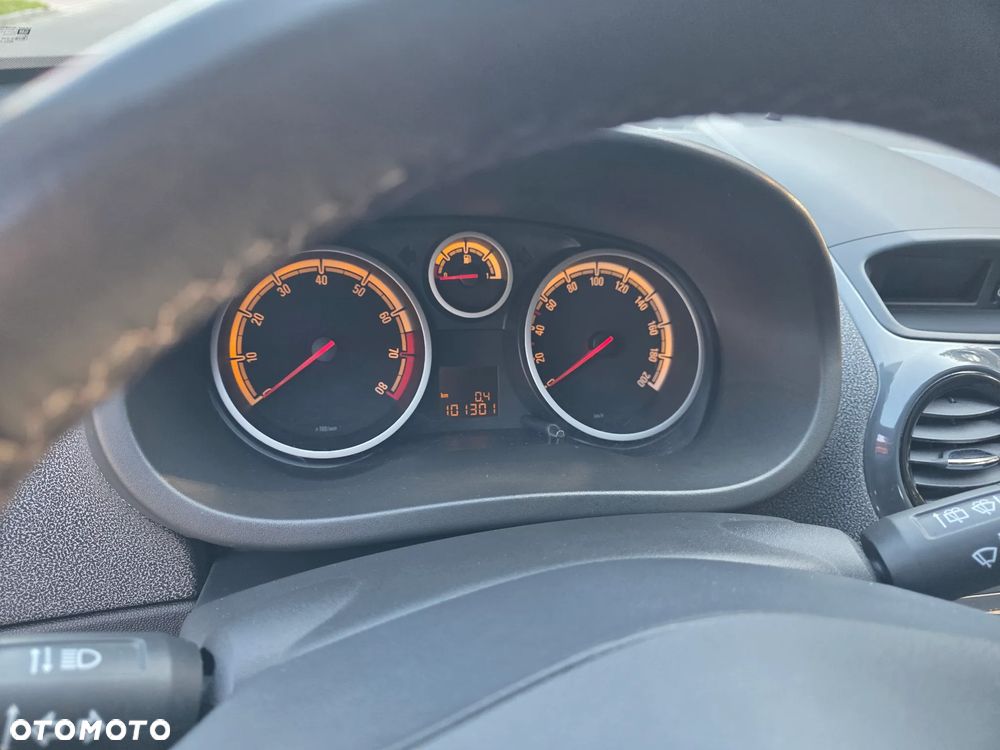 Opel Corsa - 22