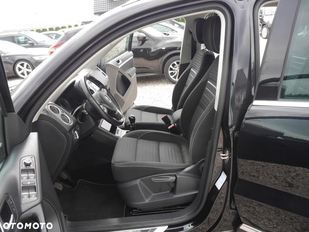 Volkswagen Tiguan 2.0 TDI DPF 4Motion BlueMotion Technology Cup Sport & Style - 16