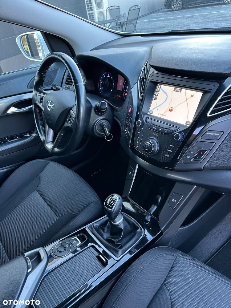 Hyundai i40 Kombi 1.7 CRDi Style - 18