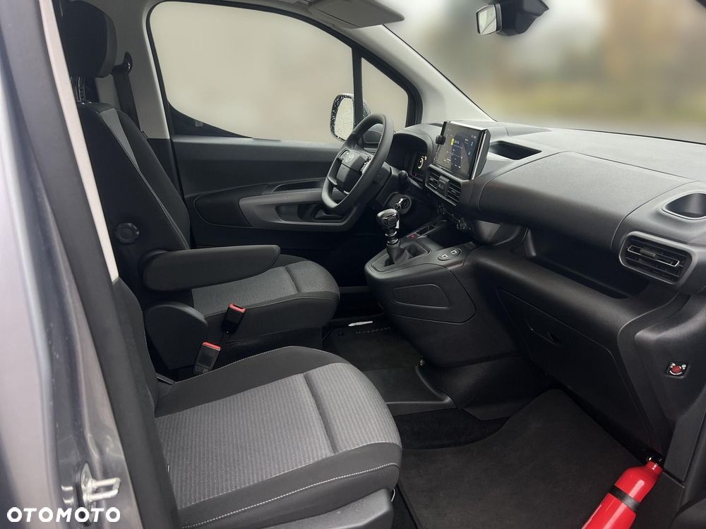 Toyota Proace City Verso 1.5 D-4D Business - 12