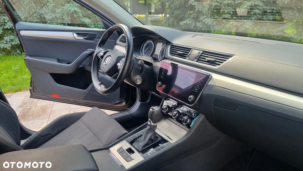 Skoda Superb 2.0 TDI SCR Style DSG - 12