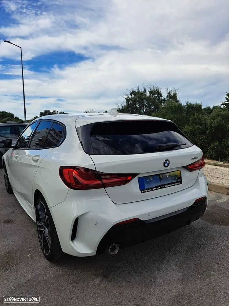 BMW 116 d Pack Desportivo M - 11
