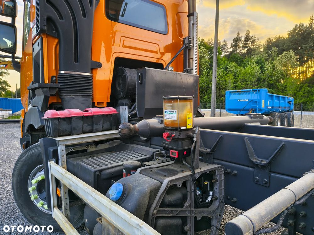 Renault C460 Wywrotka 6x4 hydroburta - 16