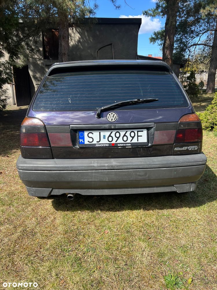 Volkswagen Golf 1.9 GTD TD - 4