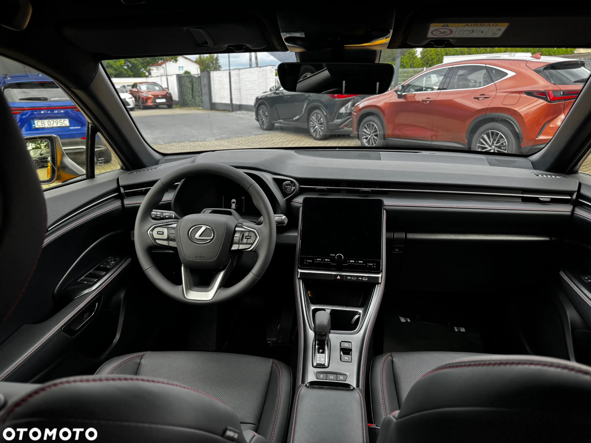 Lexus LBX 1.5 Hybrid Emotion - 10