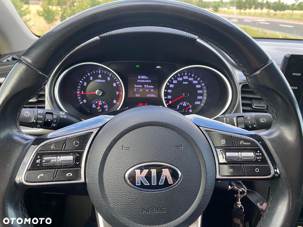 Kia XCeed 1.0 T-GDI L - 24