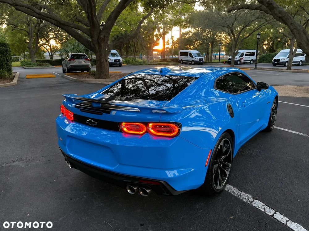 Chevrolet Camaro 2.0 - 5