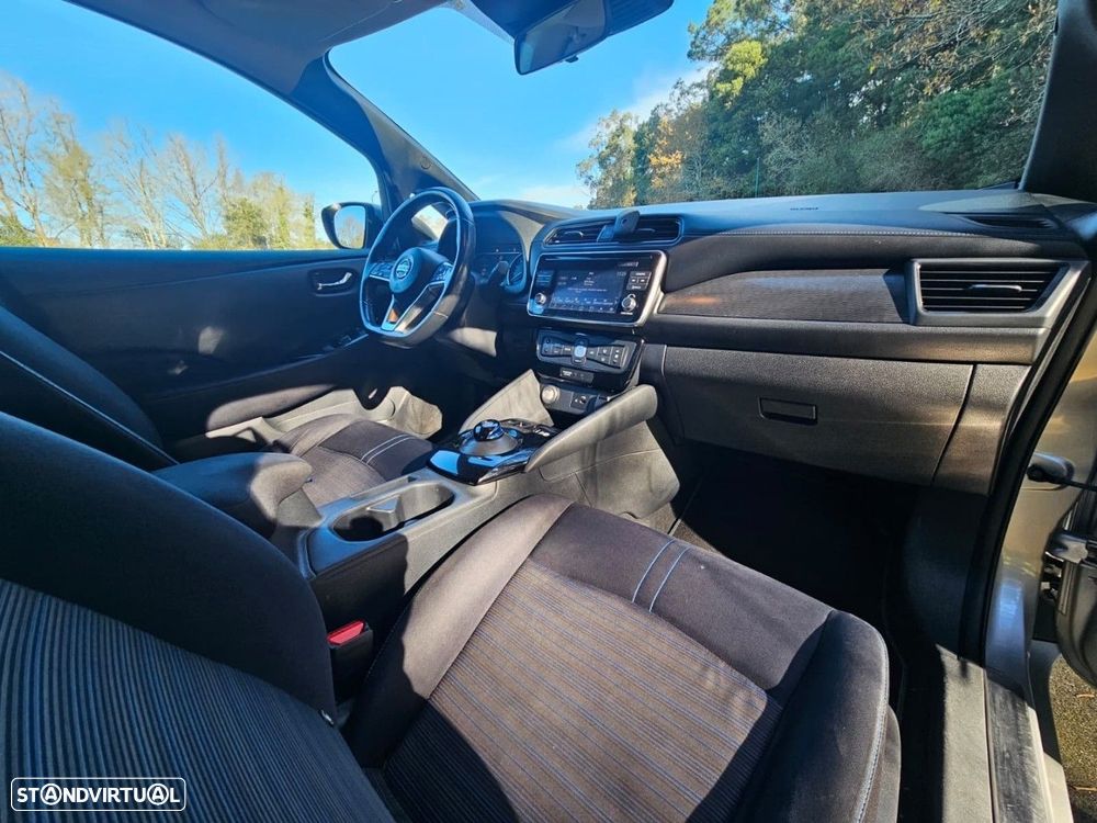 Nissan Leaf N-Connecta - 34