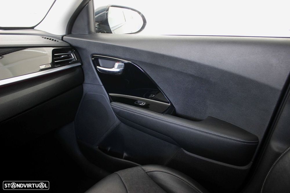 Kia Niro 1.6 GDi PHEV Drive - 41