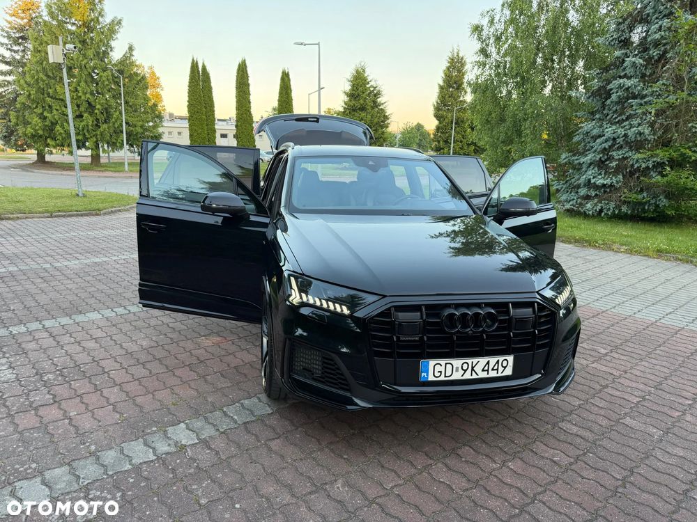 Audi Q7 55 TFSI mHEV Quattro S Line Tiptr - 32
