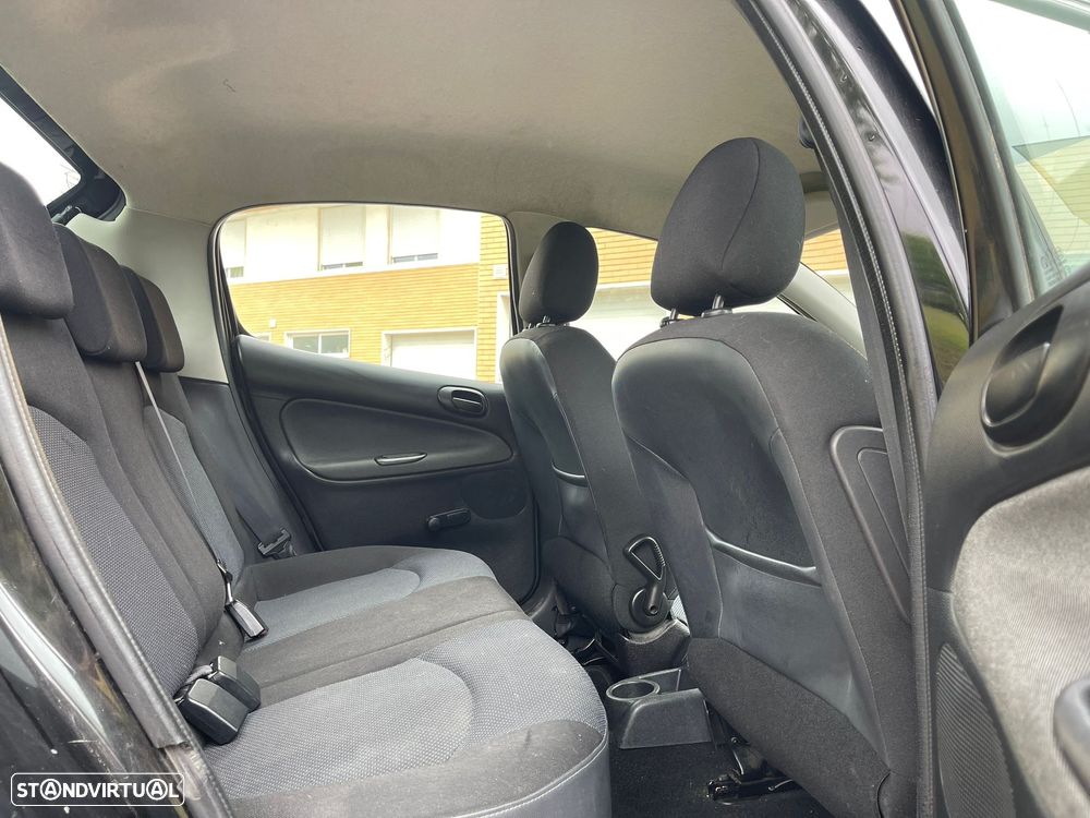 Peugeot 206+ 1.1 Urban - 17