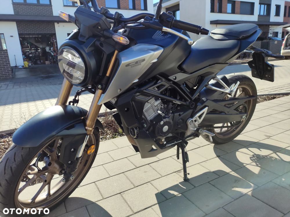 Honda CB - 6